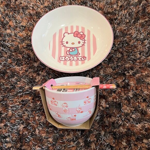 Kawaii Hello Kitty Strawberry Milk Tea Ramen Bowl Dish Set - Picture 5 of 8